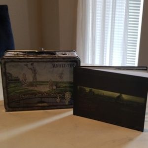 Fallout 3 art book + lunch box
